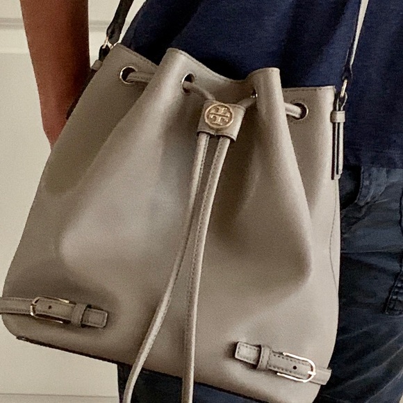 Tory Burch bucket bag - Picture 5 of 6